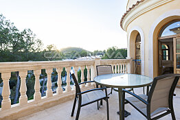 Majorca Real Estate: A splendid villa with Mediterranean flair