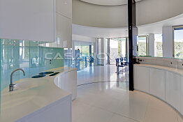 Premium villa Mallorca in futuristic style