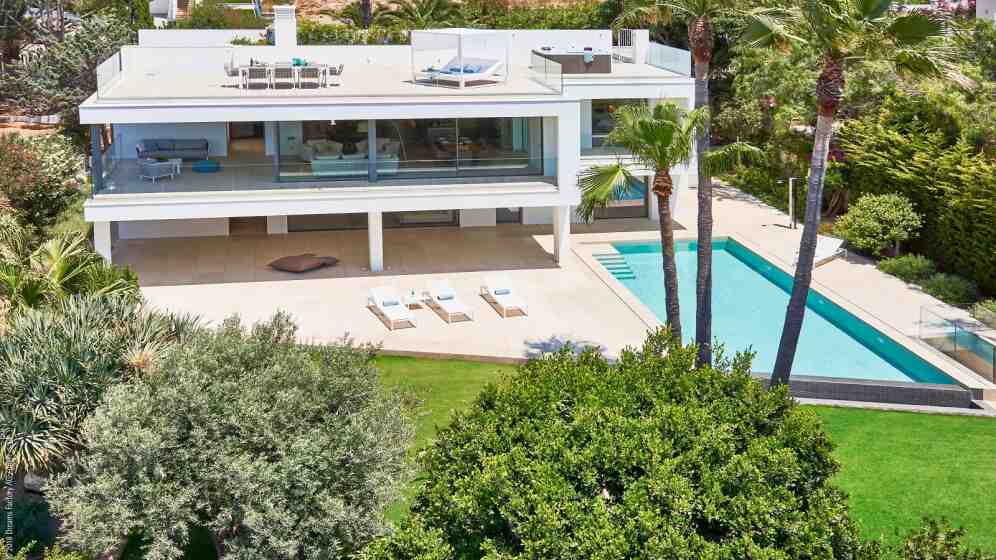Luxury villa Mallorca with sea views in popular location