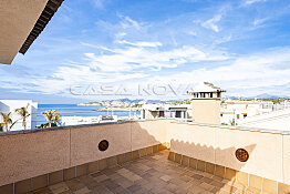 Villa in 2nd sea line with partial sea view and vacation rental license