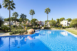Attractive Mallorca villa with pool in exclusive golf residence